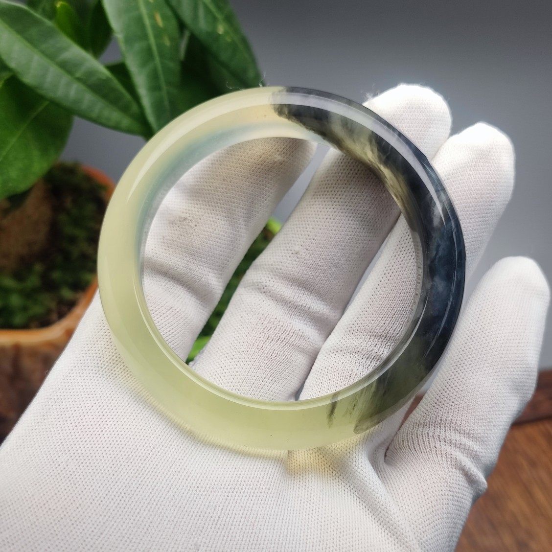 精品岫玉水墨手镯小口55mm内径天然玉石意境优美老坑冰透岫岩玉镯