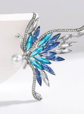 欧美时尚奢华高档水晶胸针气质女高级感小众西装大衣配饰胸花