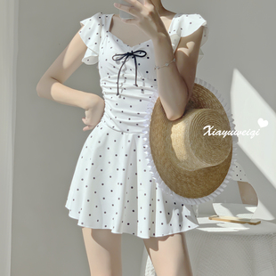 miu系 修身 波点 连体裙式 显瘦保守泳衣女温泉度假 新款 夏语微琪