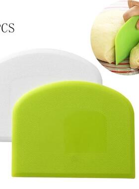 2 pcs Plastic Pastry Cutter Pizza Dough Scraper Cake Spatula