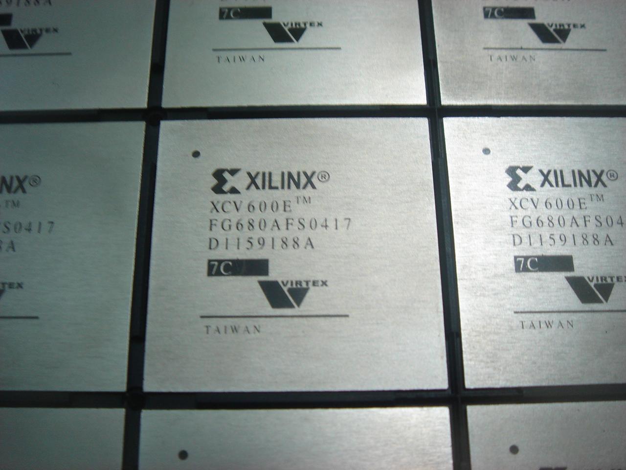 XCV600E-7FG680C  XCV600E-6HQ240I 原装进口  正品现货