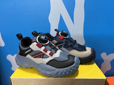 撤柜款男童春秋款网面透气跑步鞋轻便舒适运动鞋