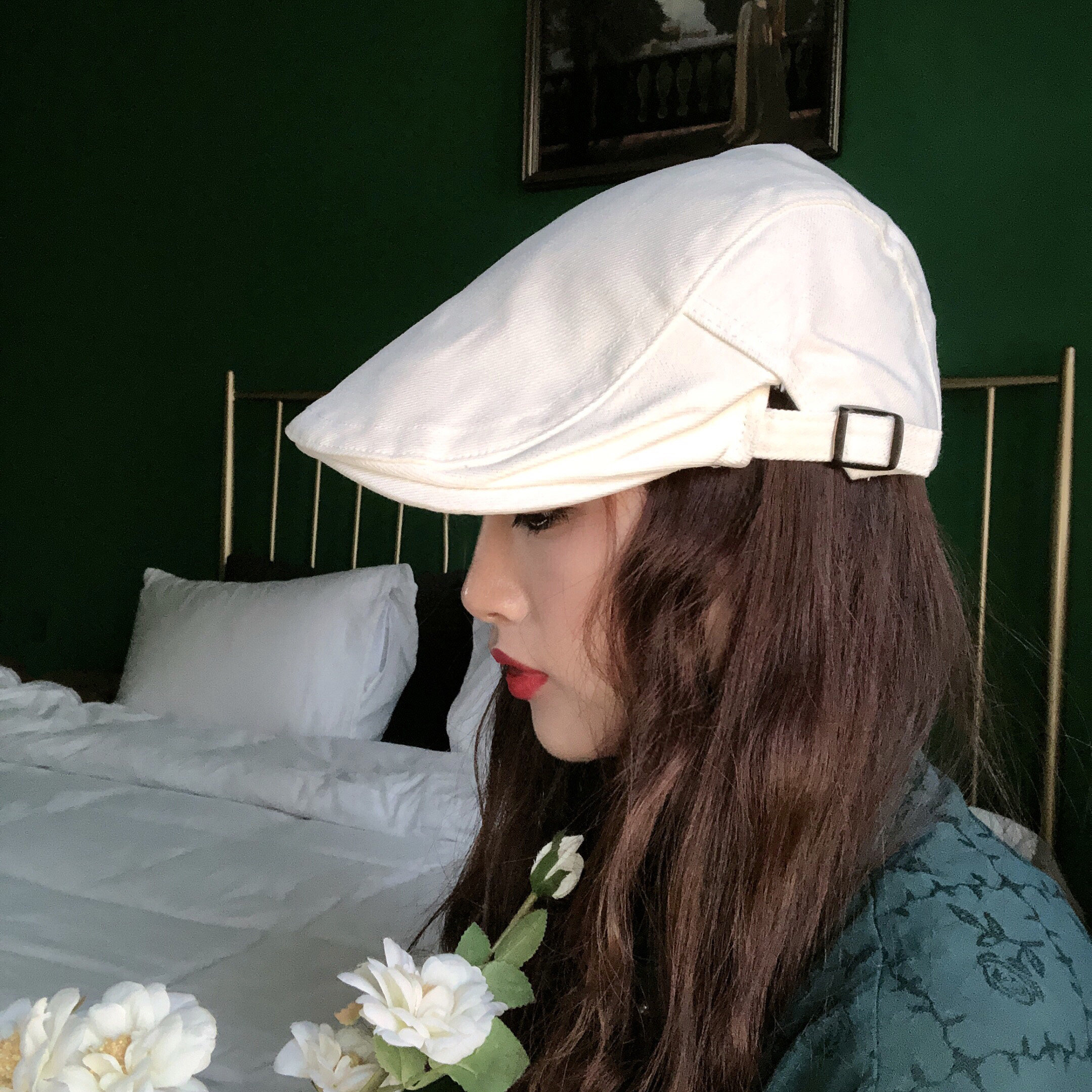 纯白色复古画家贝雷帽男女纯白年代感可调节前进鸭舌帽子