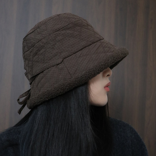 2025菱格夹棉加厚渔夫帽女冬季保暖帽檐加绒护耳防寒帽子绑带盆帽