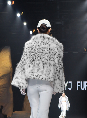 [纯白走秀系列]进口美国lynx皮草大衣青果领短款裘皮外套斑点猫女