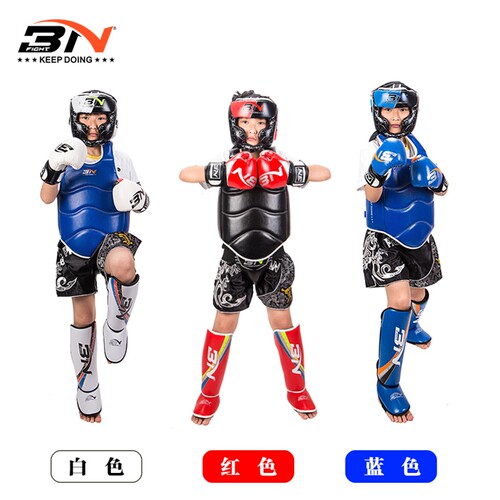 BN搏击护具套装散打拳击护胸头盔