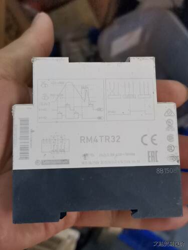 施耐德相序控制继电器RM4-TR32议价商品