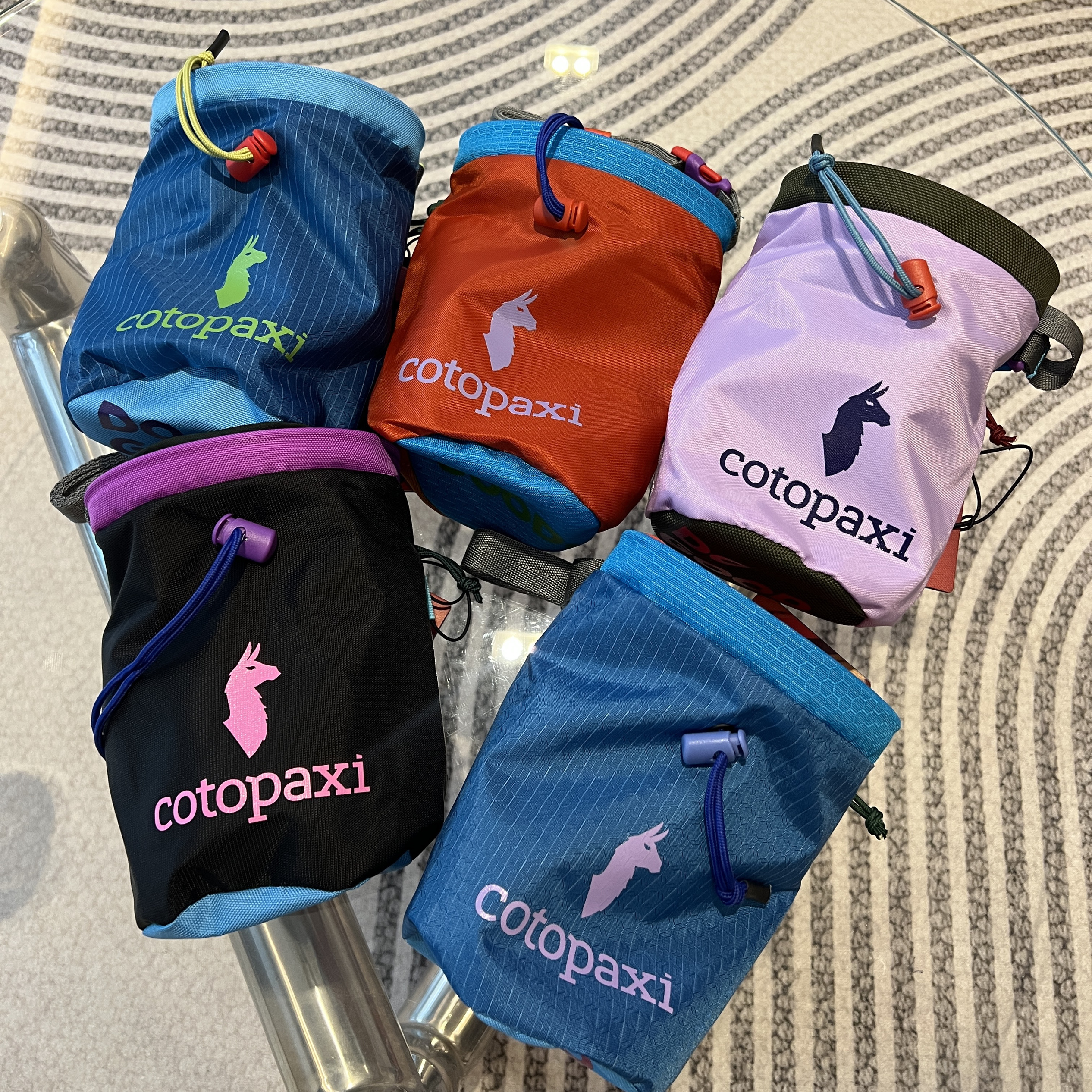 国现Cotopaxi 美洲羊驼包 1L户外多功能腰包斜挎包ChalkBag镁粉袋