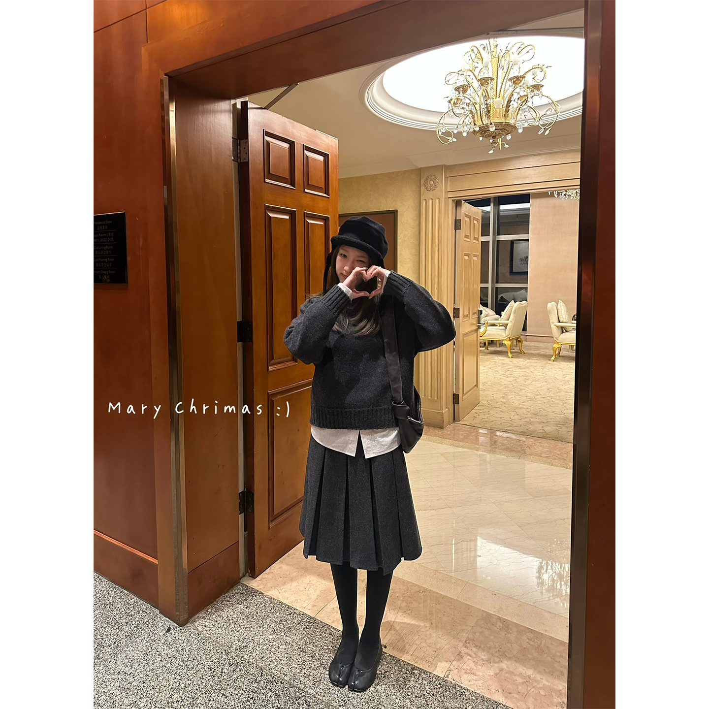 OPS LA MODE 12.14 20:00 深灰色套头毛衣