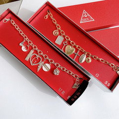 欧美外贸 礼盒装金属感时髦辣妹手链美式小众新潮GU**S手链礼品
