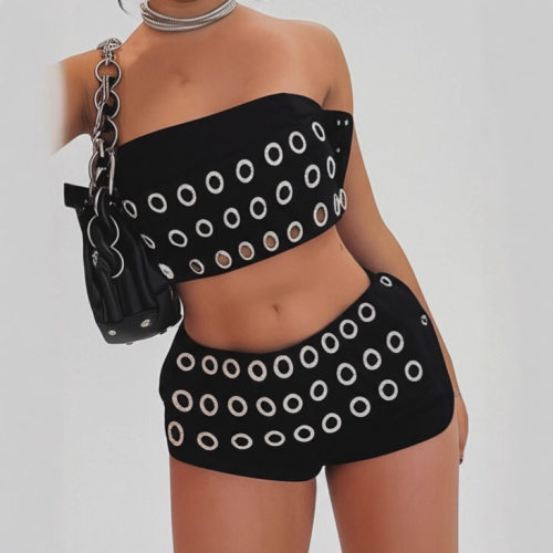 Eyelet Cutout One-Shoulder Top and Shorts Two-Piece Set 套装
