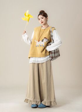 胖MM大码黄色日系复古小狗针织背心甜美春秋新款叠穿花边衬衫宽松