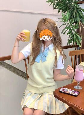 胖MM大码套装黄色背心针织马甲叠穿短袖衬衫百搭柚月格裙学院风女