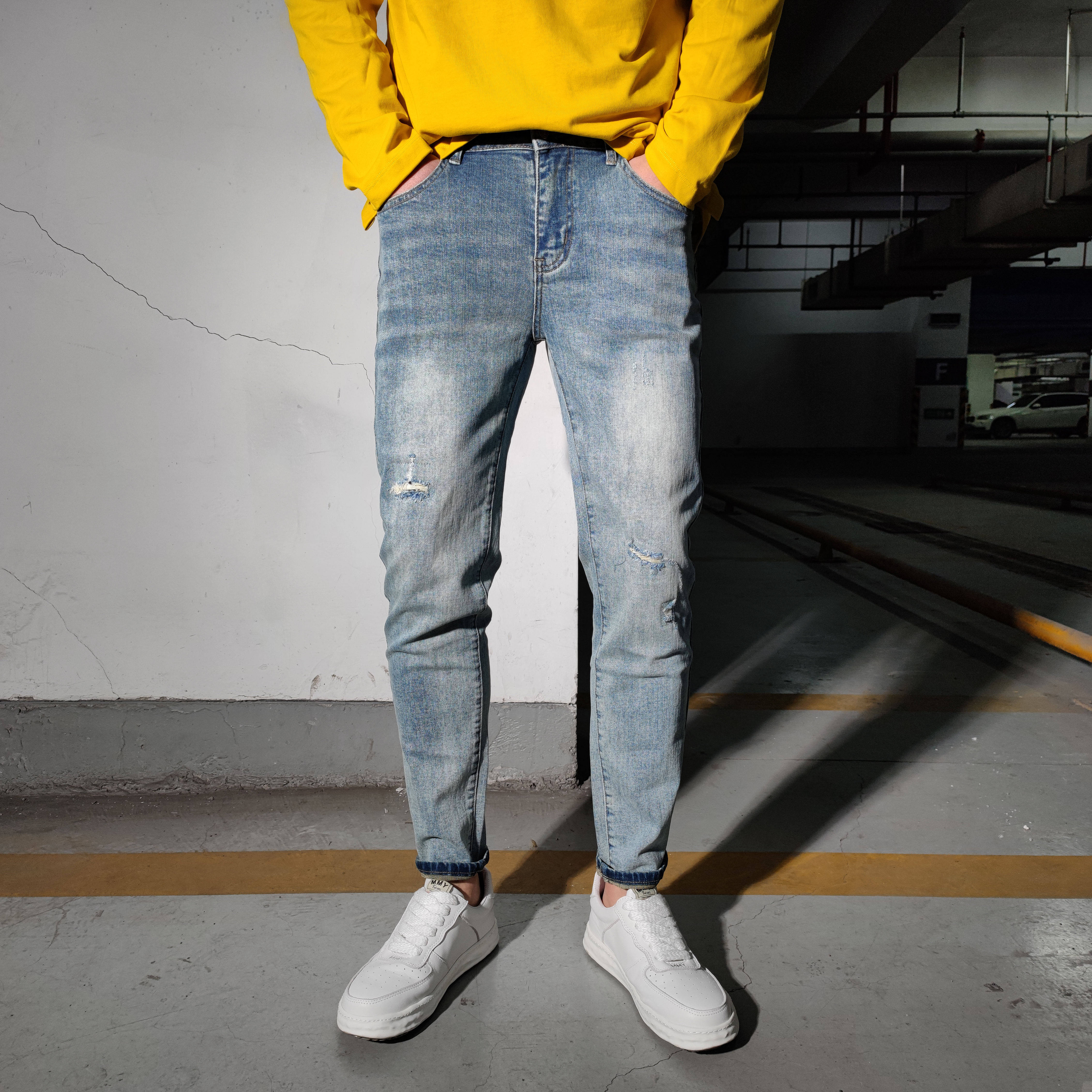 春季小破洞浅蓝色做旧修身青年牛仔九分裤水洗弹力刮烂小脚男裤潮