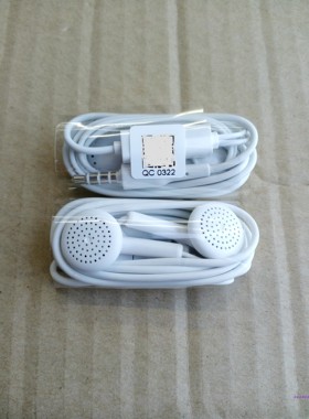 适用华为nova 2 s 3 3e 4 4e 5i pro 6se麦芒6 7 8畅享9e原装耳机