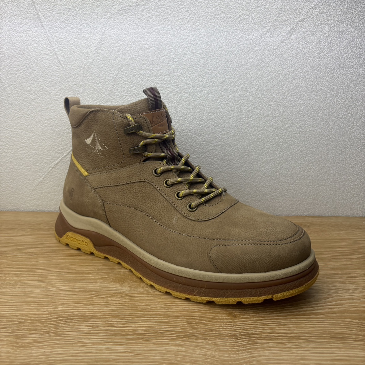 Hush Puppies暇步士男鞋秋冬户外运动靴真皮防滑气垫休闲靴子