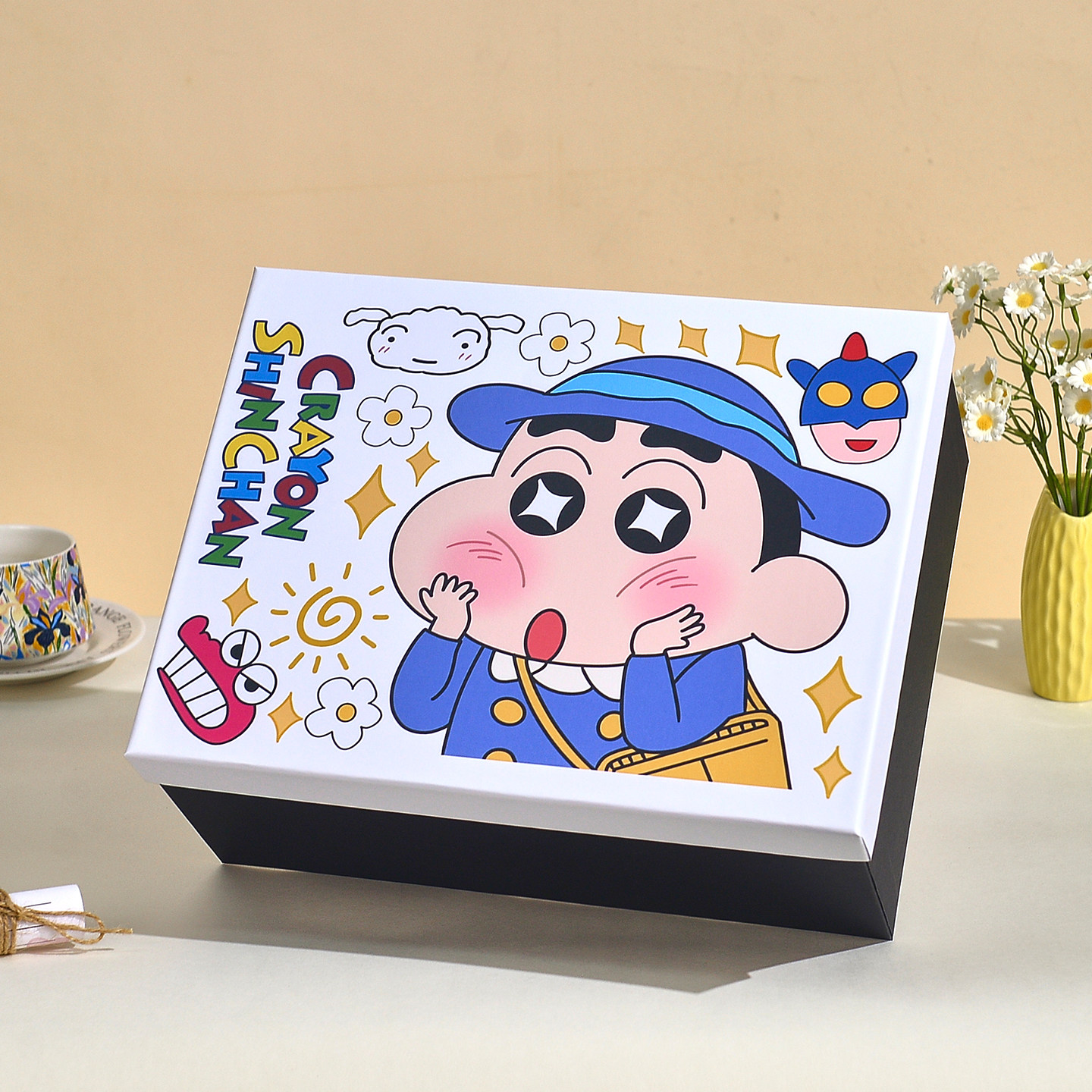 高颜值礼盒蜡笔小新礼物盒空盒仪式感生日礼品盒包装盒送男孩女友