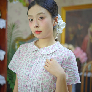 LIBERTY圆玫瑰休闲娃娃领连衣裙风琴褶装 饰l