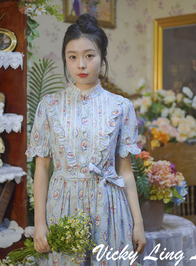 特惠LIBERTY蓝色花环胸前风琴褶甜美连衣裙