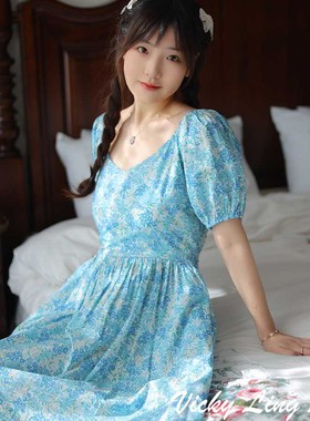 LIBERTY蓝色清新法式连衣裙夏新款