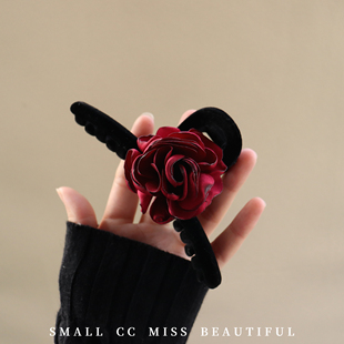 秋冬季毛绒花朵抓夹高级感气质后脑勺发抓优雅法式大号鲨鱼夹发饰