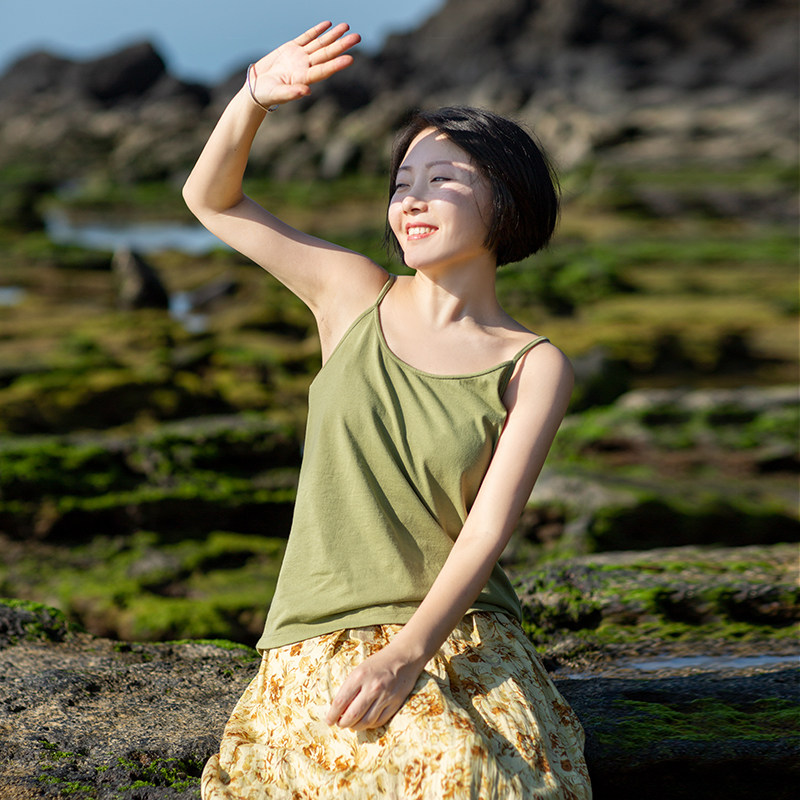 忘城百搭款背心文艺吊带