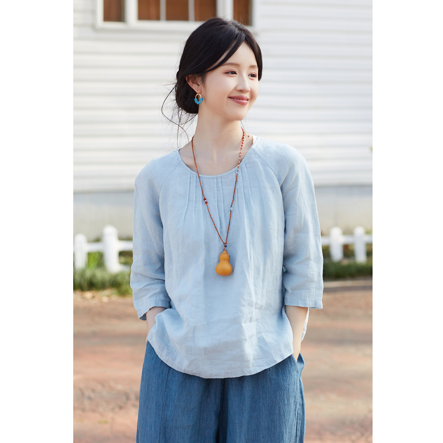 忘城N1026座/盛大的邀约/春款21支砂洗亚麻圆领小衫女插肩七分袖