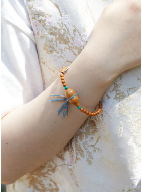 女橄榄核材质文艺复古手链