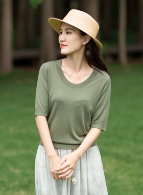 忘城C942座/绿了夏天/2023夏季新款天丝绢丝u领绿色文艺针织T恤