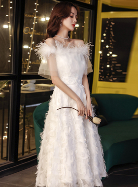 白色小晚礼服裙优雅聚会羽毛一字肩中长款裙子轻奢小众高端 a字裙