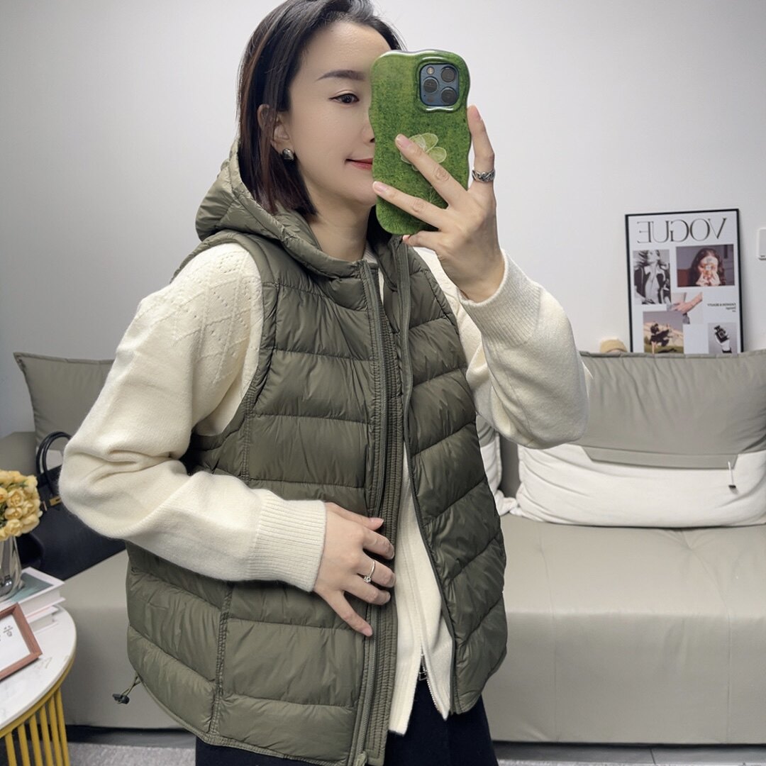 欧洲站连帽排骨纹羽绒马甲女百搭