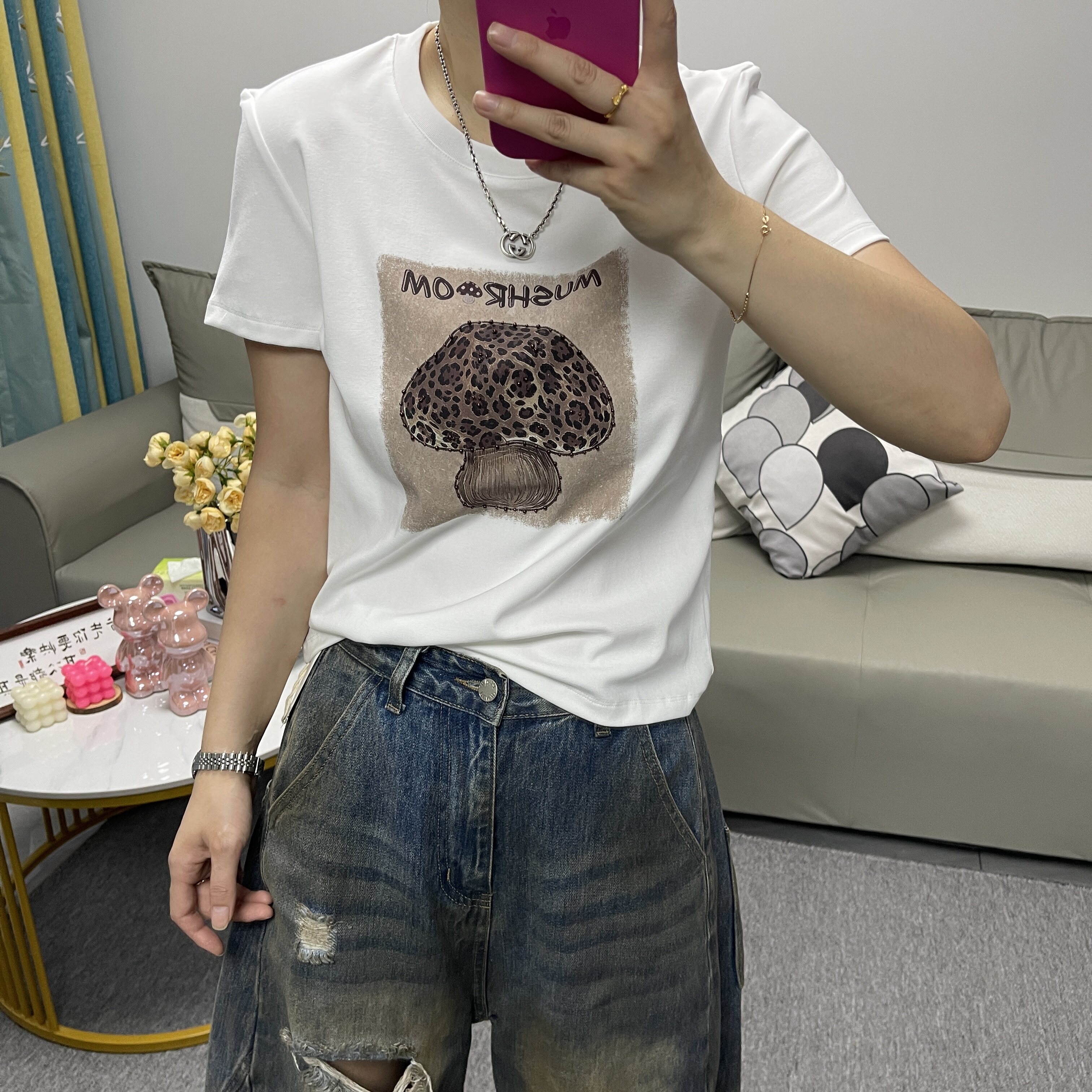 秋季新款字母卡通蘑菇短袖T恤女