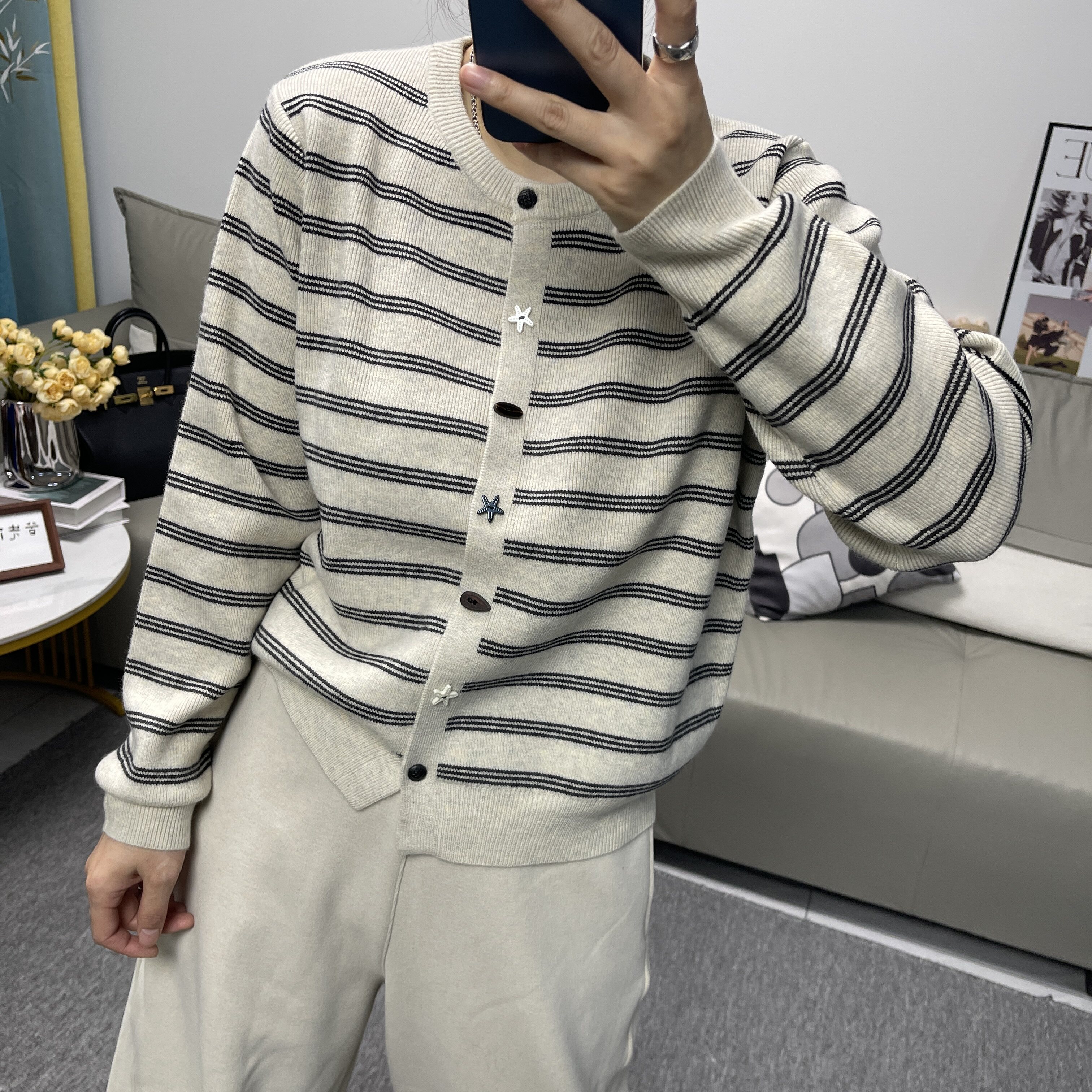 韩版条纹纽扣针织开衫女薄款毛衣