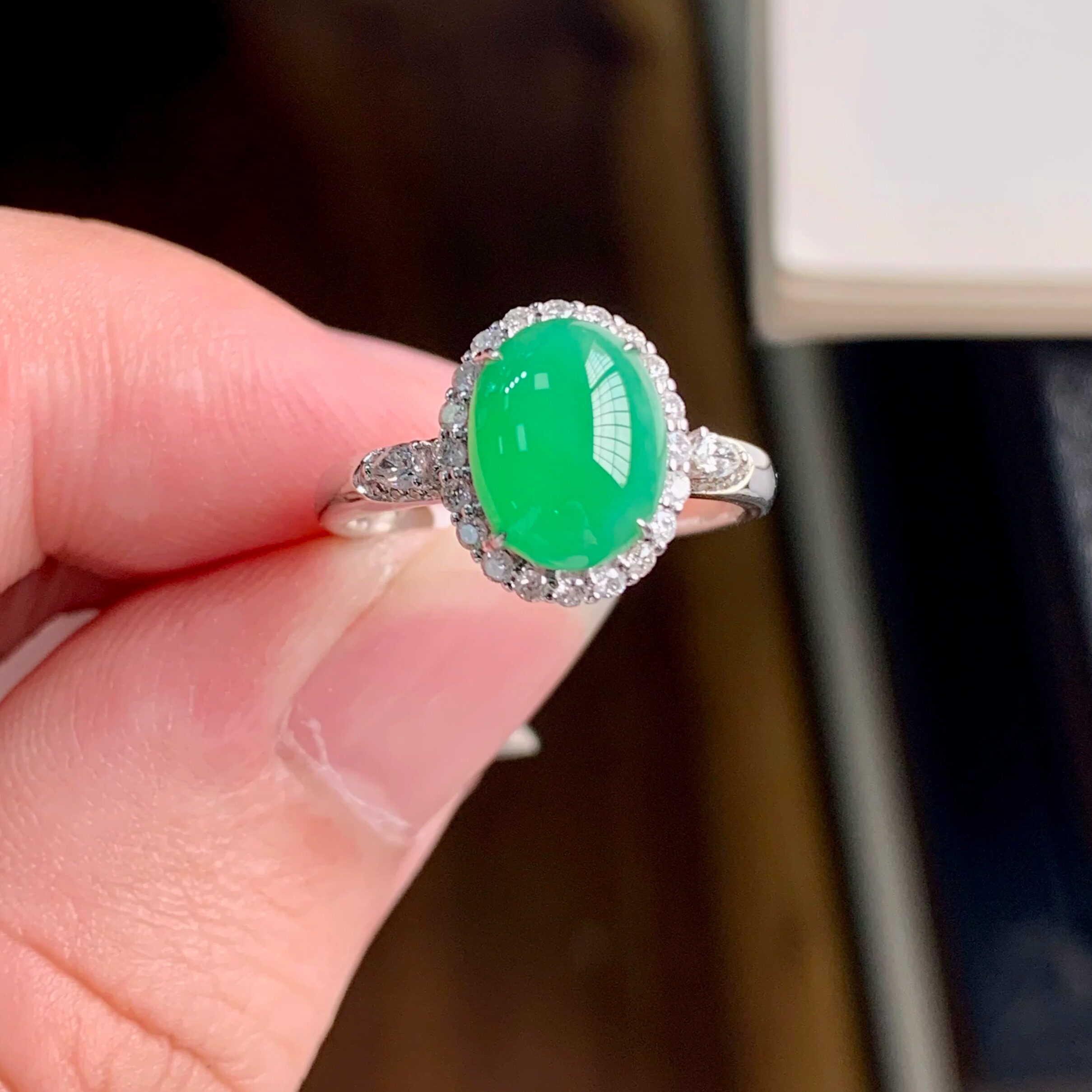 泗隆珠宝-天然A货缅甸翡翠18k满绿戒指 珠宝设计镶嵌玉石配件