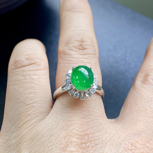 泗隆珠宝-天然A货翡翠蛋面戒指 18k金镶钻满绿戒指翡翠女款手饰