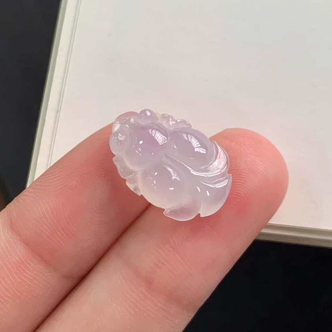 泗隆珠宝-天然A货翡翠金鱼吊坠 缅甸冰种小鱼挂件戒指裸石玉配件
