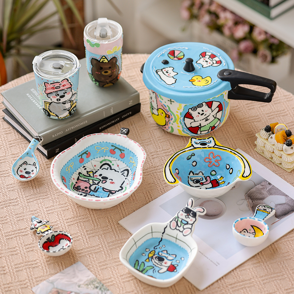 景德镇陶瓷手绘餐饮具套装点心碗牛奶杯子泡面汤碗卡通马克杯勺子