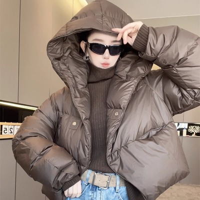 短款连帽羽绒服女2025新款