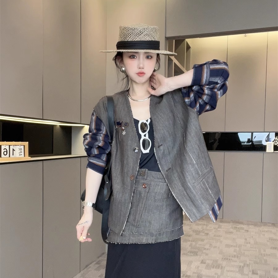 条纹拼接牛仔外套女2025新款