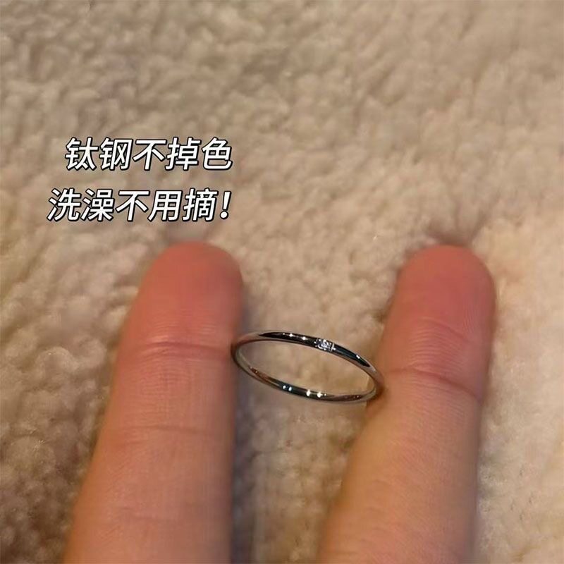 2026爆款极细！精致轻奢尾戒小钻极简戒指钛钢不掉色素戒银色指环图片