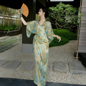 新中式苎麻真丝抽褶显瘦连衣裙
