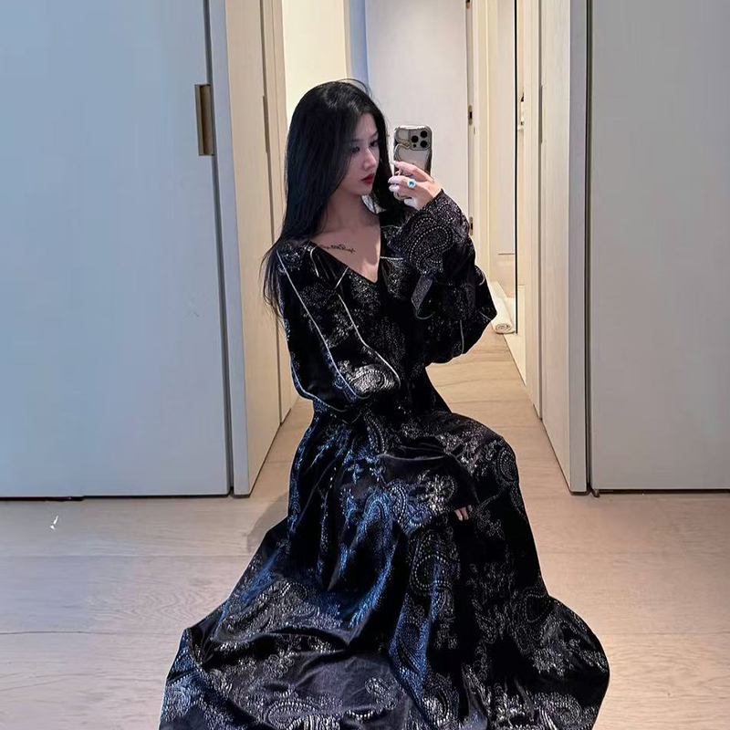 新中式金钻绒烫钻百搭显瘦连衣裙