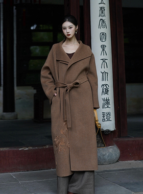 澄渔高定【金棕檀】新中式百搭尖料真丝山羊绒手工刺绣双面呢大衣