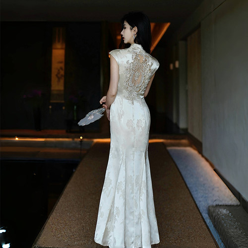 澄渔高定新中式白玉三醋酸旗袍