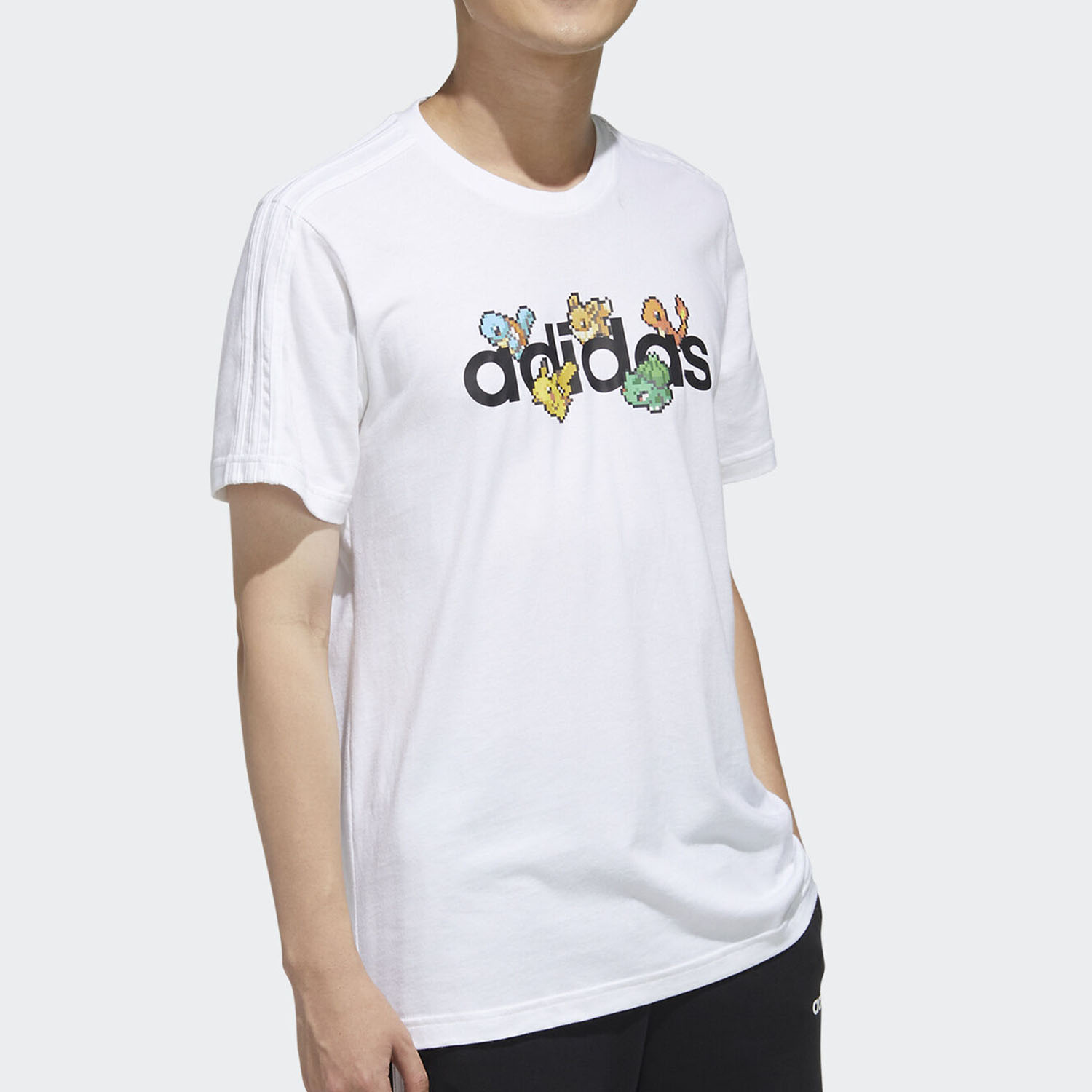 Adidas夏季男子短袖T恤