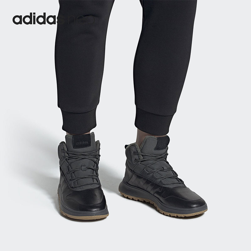 阿迪达斯男女保暖加绒运动鞋