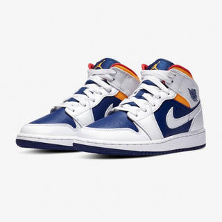 Nike/耐克正品 AIR JORDAN 1 MID AJ1 大童运动篮球鞋 554725-131