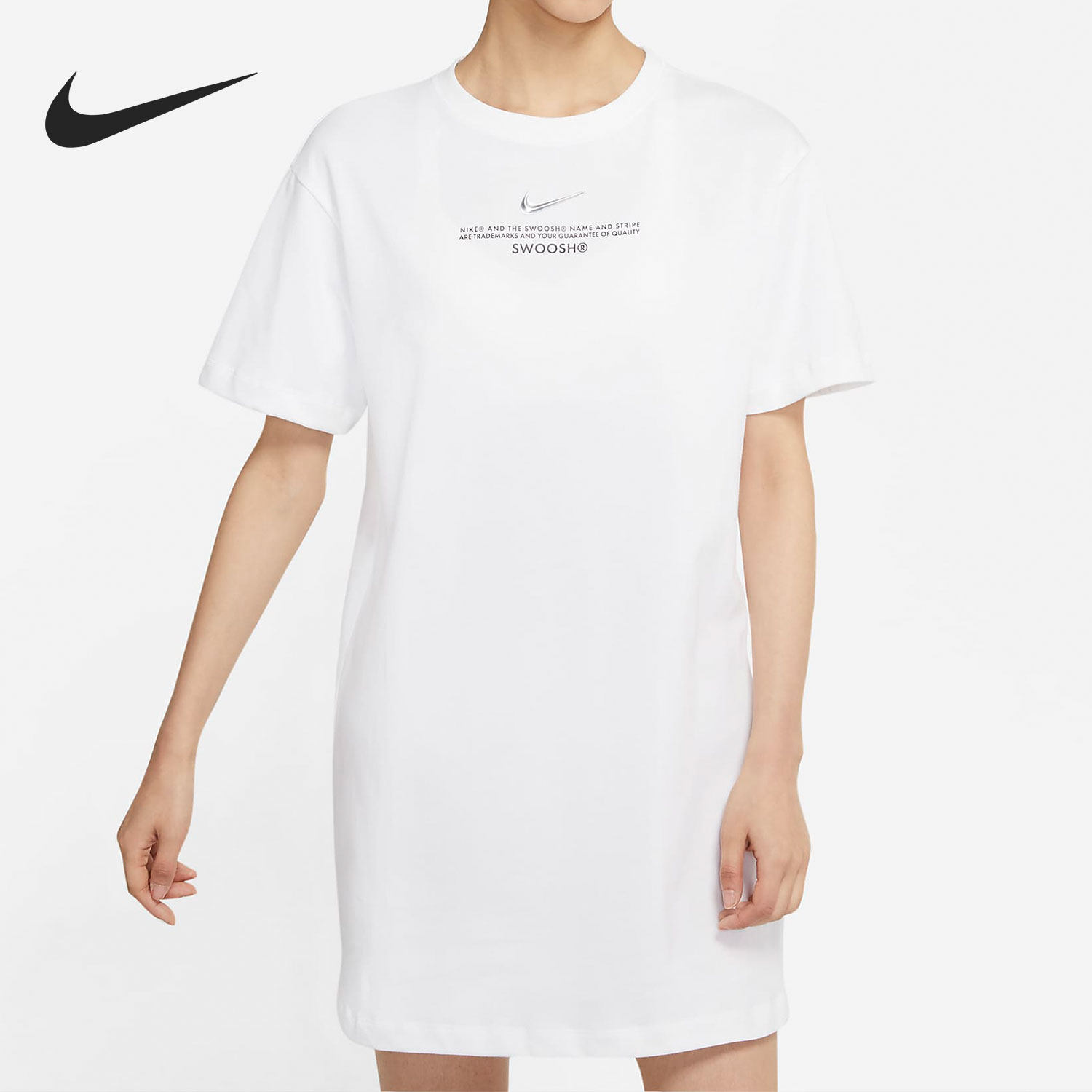 Nike/耐克正品短袖T恤新款女子半袖运动宽松短袖上衣裙CZ9407-100