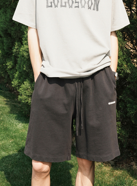 GOGOSOON夏季新款男短裤320g全棉休闲复古渲染做旧字母印花裤子Q