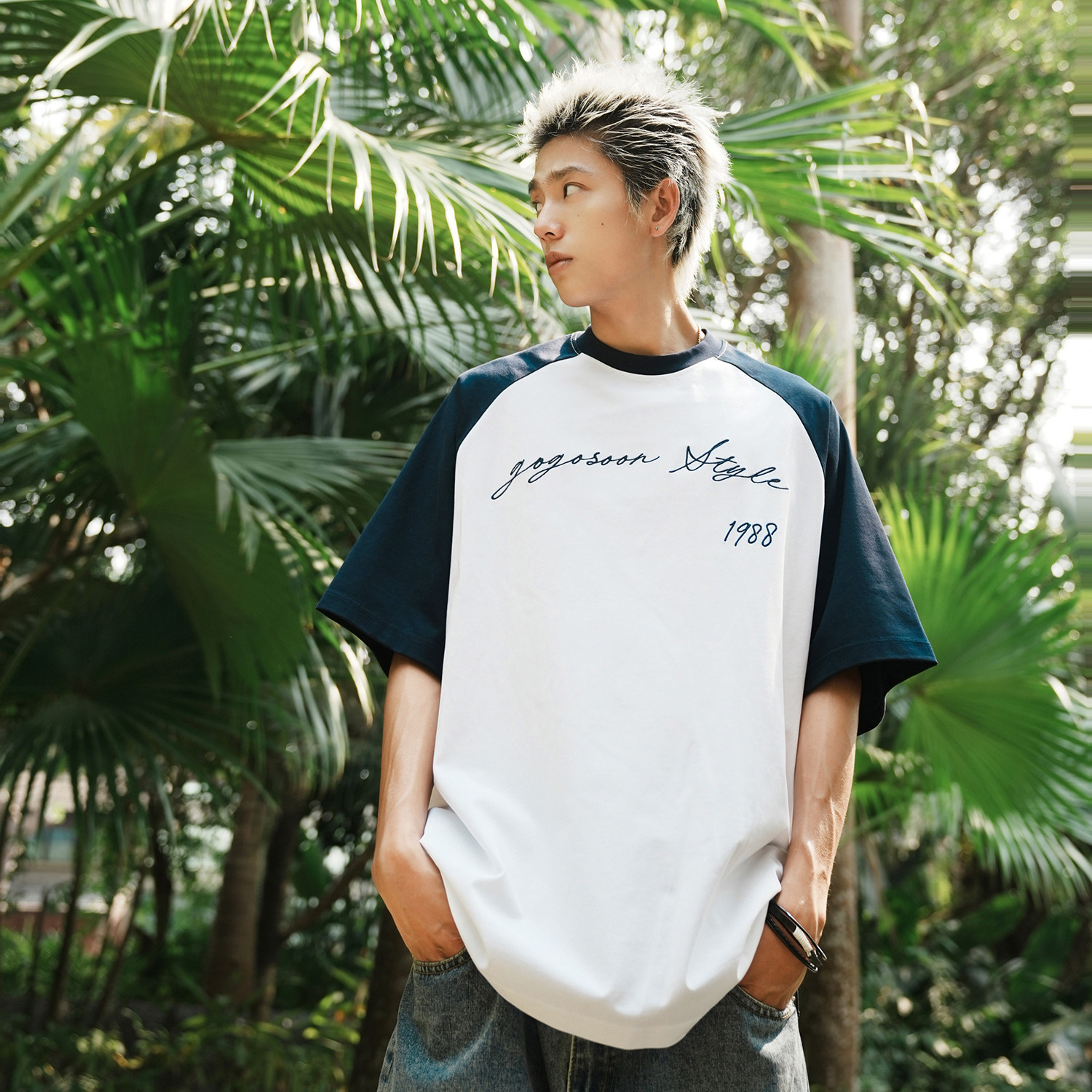 GOGOSOON夏季新款短袖T恤男260g速干插肩撞色签名体高密刺绣上衣Q